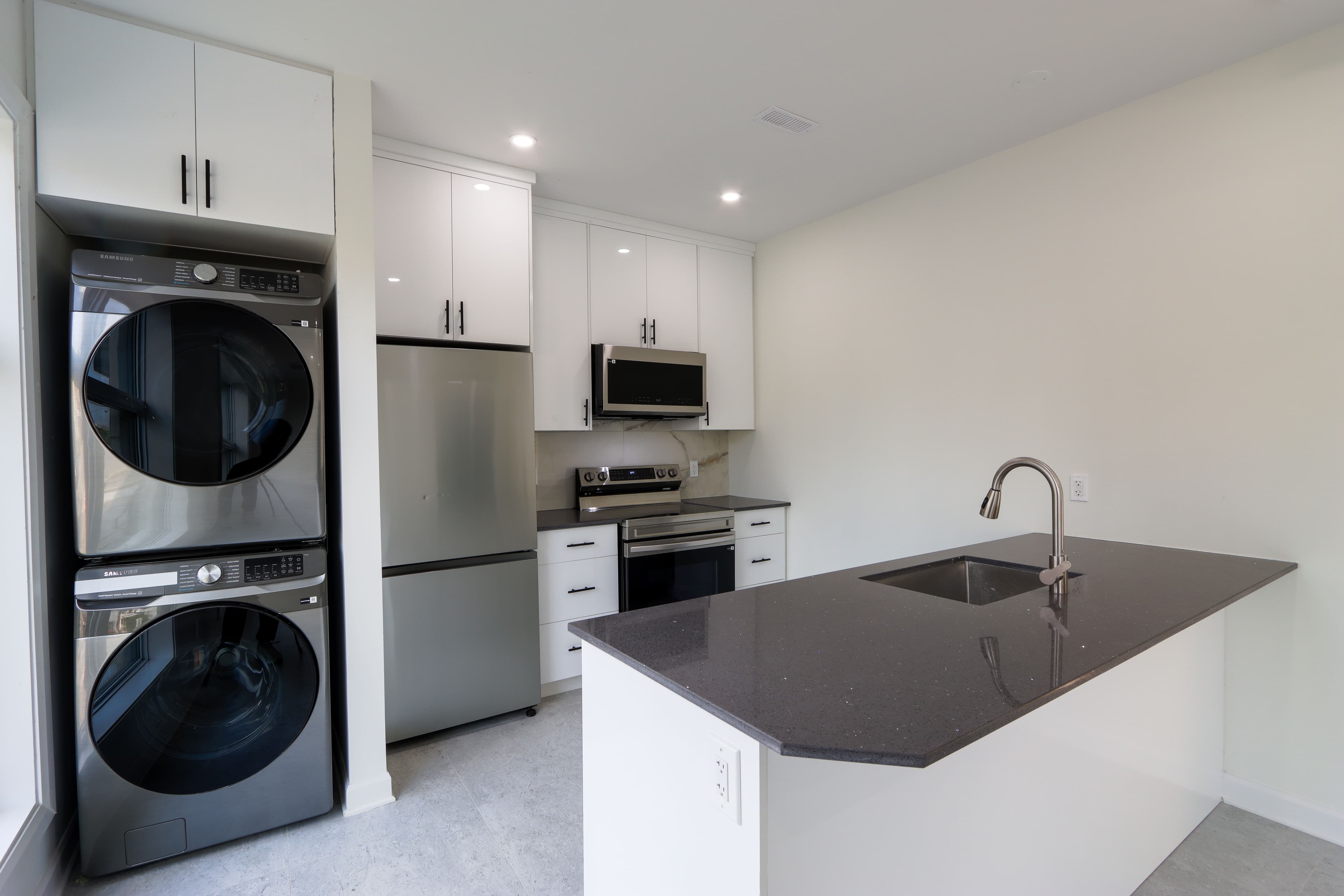One bedroom Unit #1 — photo 2